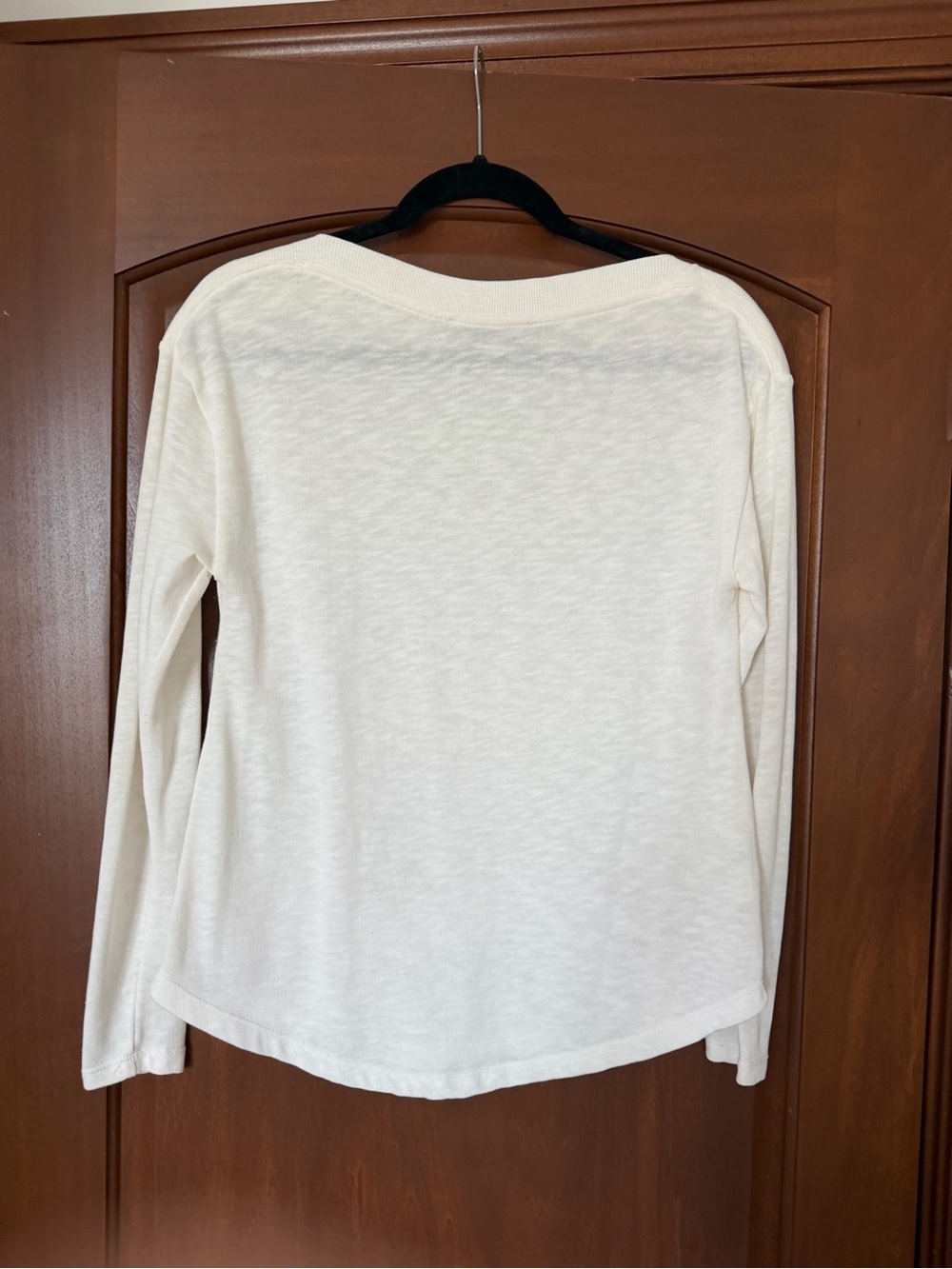 LOFT Cream Long-Sleeve Lightweight Knit Top
